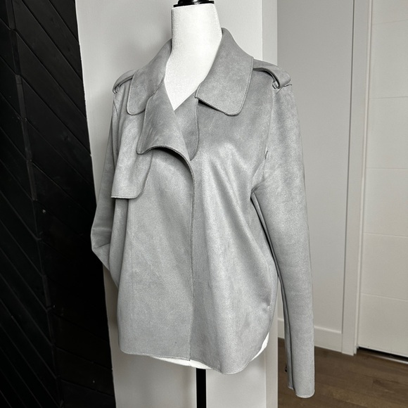 SUEDE GREY VEST H&M - Picture 3 of 7